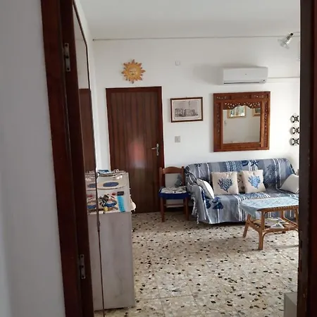 Casa Chiara , A Stone's Throw From The Sea Iun Q0602 דירה *