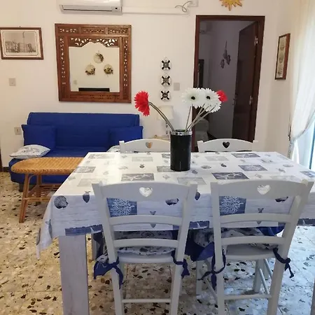 Casa Chiara , A Stone's Throw From The Sea Iun Q0602 קאלה גונונה