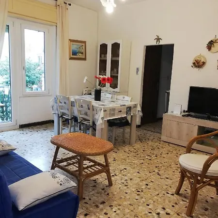 Casa Chiara , A Stone's Throw From The Sea Iun Q0602 דירה קאלה גונונה